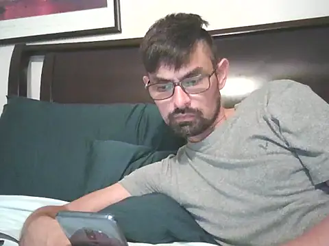 spence204011 online show from November 23, 2025, 1:26 am