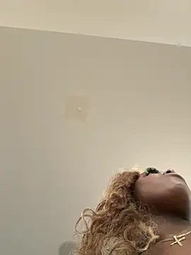 JoWheelsss online show from March 8, 2026, 1:22 am