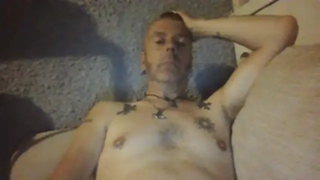 SHARPSkinhead online show from July 11, 2026, 9:59 pm