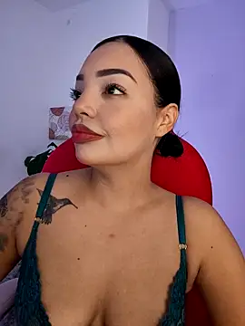 Sara LipsX online show from November 19, 2025, 2:11 am