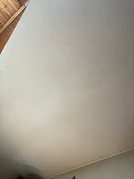 Adrian016 online show from December 18, 2025, 1:59 pm