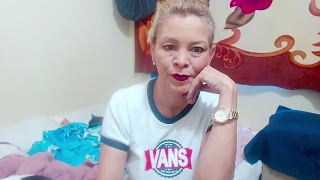 electra-mommy online show from October 10, 2025, 12:28 pm