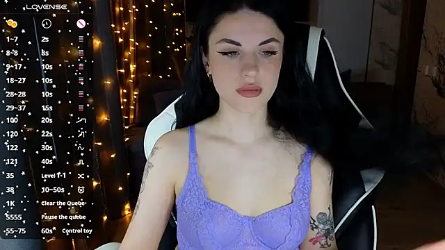 Snapshot of Mary___Moore chatting on February 11, 2025, 2:46 am Mary Moore online show from February 11, 2025, 2:46 am