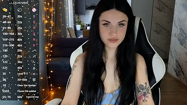 Snapshot of Mary___Moore chatting on February 19, 2025, 6:22 am Mary Moore online show from February 19, 2025, 6:22 am