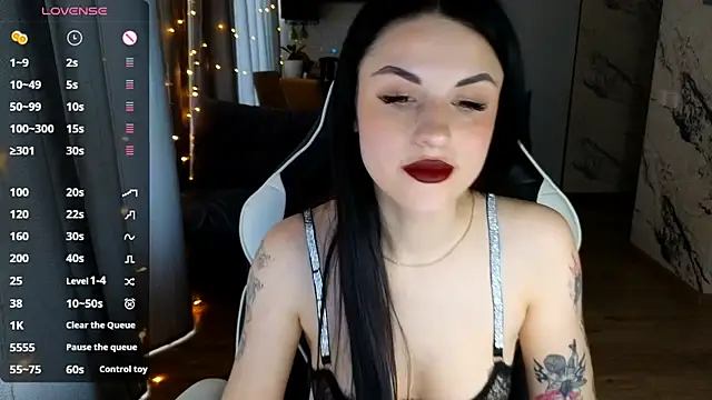Snapshot of Mary___Moore chatting on March 16, 2025, 5:25 am Mary Moore online show from March 16, 2025, 5:25 am