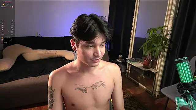 cherrydany online show from September 14, 2025, 6:08 pm