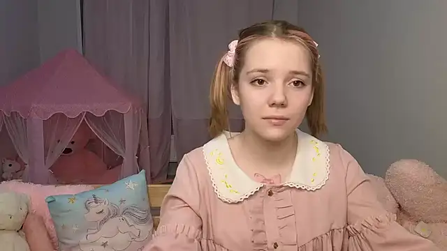 Snapshot of PrincessLittleKiki chatting on March 2, 2026, 5:53 pm PrincessLittleKiki online show from March 2, 2026, 5:53 pm