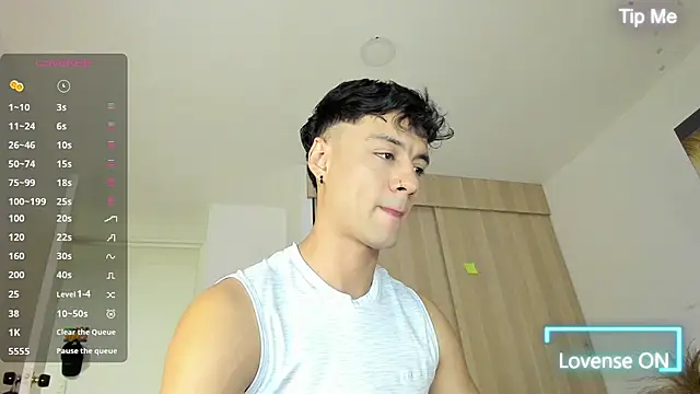 Sebastian-Dash online show from November 19, 2025, 11:05 pm