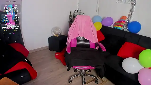 Snapshot of Aliciia_cute1 chatting on February 27, 2026, 9:25 pm Aliciia cute1 online show from February 27, 2026, 9:25 pm