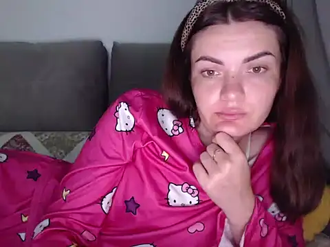  JustmeHere  online show from October 25, 2025, 6:41 pm