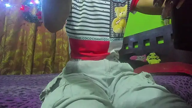 Brenda Smith69 online show from December 14, 2025, 7:52 pm