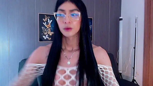Evelynn sex  online show from October 13, 2025, 2:18 pm