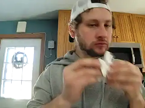 Snapshot of Seymour93 chatting on February 20, 2025, 2:35 pm Seymour93 online show from February 20, 2025, 2:35 pm