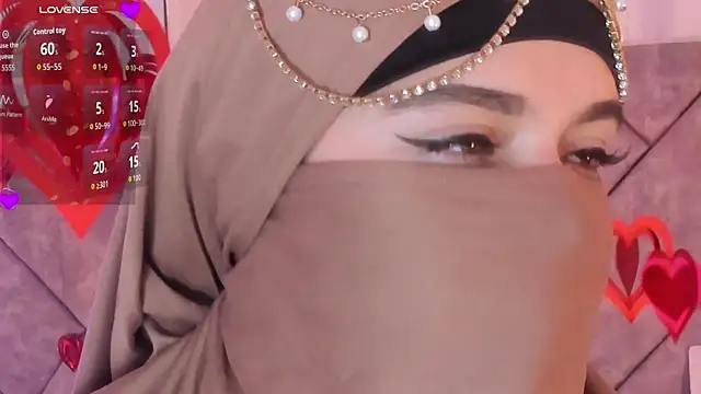 anna-henao online show from February 13, 2026, 7:58 pm