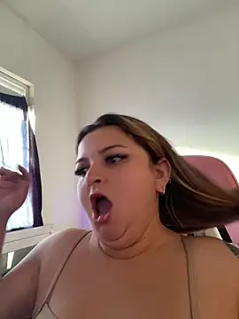 SweetPaige  online show from April 23, 2026, 10:55 am