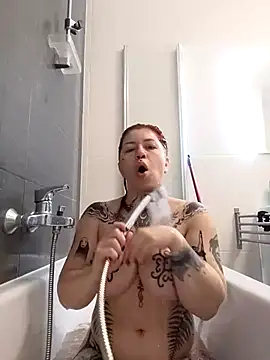 Snapshot of divine_eve chatting on October 30, 2025, 3:53 pm divine eve online show from October 30, 2025, 3:53 pm