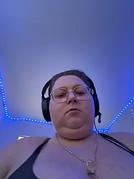 Snapshot of BBW2320 chatting on June 30, 2026, 11:16 pm BBW2320 online show from June 30, 2026, 11:16 pm