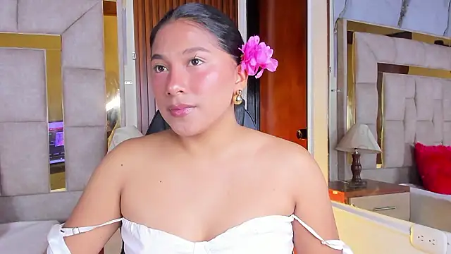 LinnaGardenia online show from February 21, 2026, 1:24 pm