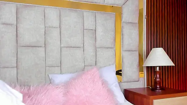 LinnaGardenia online show from March 28, 2026, 1:12 pm