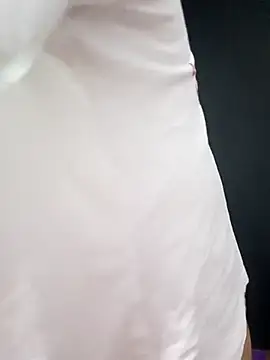 Snapshot of DickMasterfindom chatting on February 15, 2026, 6:36 am DickMasterfindom online show from February 15, 2026, 6:36 am