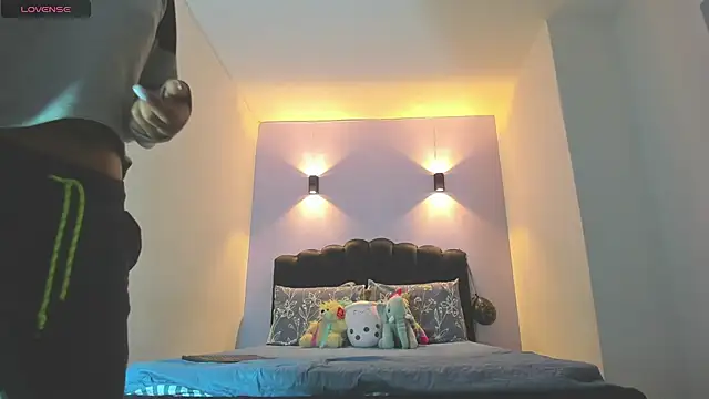 Snapshot of Sofia_Clauss_ chatting on October 12, 2025, 4:14 am Sofia Clauss online show from October 12, 2025, 4:14 am