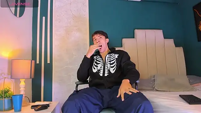 AlessandroDybala online show from December 21, 2025, 12:51 pm