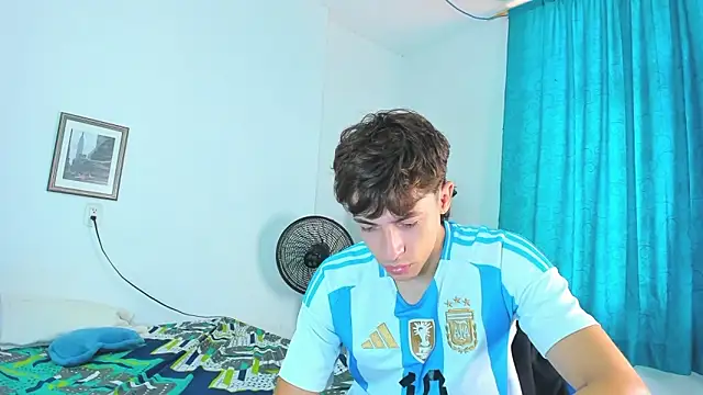 AlessandroDybala online show from April 9, 2026, 1:06 pm