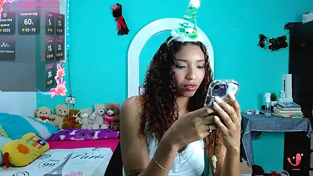 Snapshot of sensitive_brunette chatting on December 20, 2025, 7:28 pm sensitive brunette online show from December 20, 2025, 7:28 pm