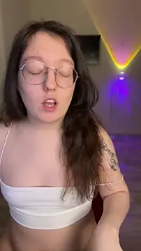 Snapshot of emigooflordXD chatting on February 12, 2026, 9:14 pm emigooflordXD online show from February 12, 2026, 9:14 pm