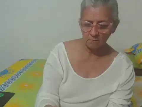 candy mature  online show from March 7, 2025, 2:04 am