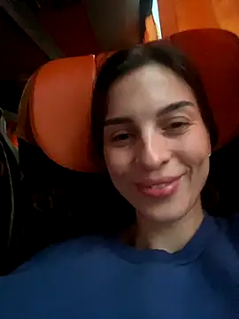 RebecaMur online show from October 7, 2025, 7:31 am