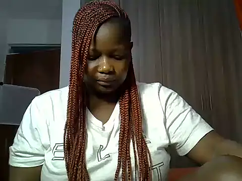 Snapshot of freaky_juicy chatting on December 2, 2025, 12:29 pm freaky juicy online show from December 2, 2025, 12:29 pm