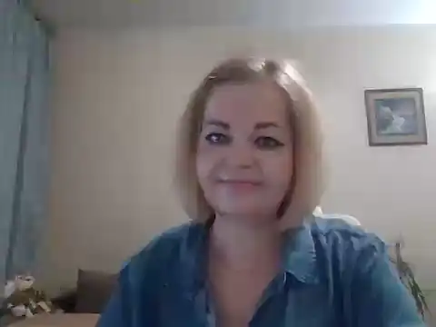 SofiyaPetrova online show from November 17, 2025, 6:01 pm