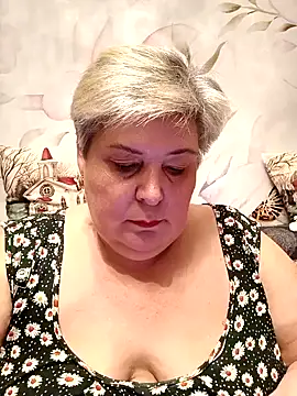 Snapshot of Baunti5555 chatting on January 16, 2025, 3:56 am Baunti5555 online show from January 16, 2025, 3:56 am