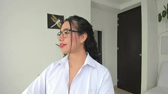 susana monroy online show from July 19, 2026, 7:43 pm