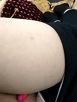 Chan-chan01 online show from December 18, 2025, 2:32 pm