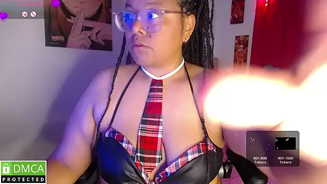 Snapshot of KittyHot20 chatting on October 16, 2025, 6:38 pm KittyHot20 online show from October 16, 2025, 6:38 pm