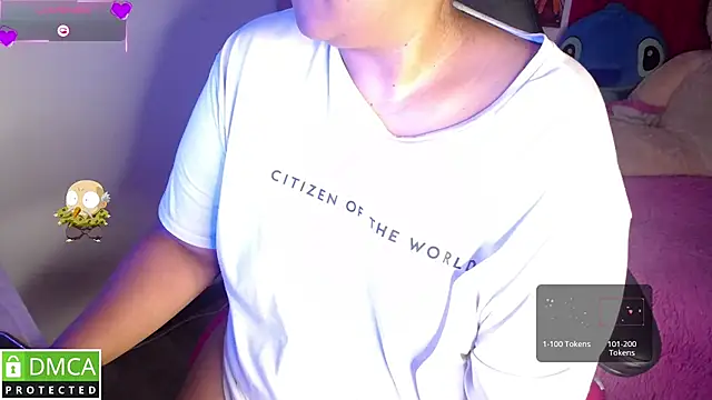 Snapshot of KittyHot20 chatting on October 8, 2025, 5:02 pm KittyHot20 online show from October 8, 2025, 5:02 pm