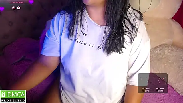 Snapshot of KittyHot20 chatting on November 12, 2025, 10:57 pm KittyHot20 online show from November 12, 2025, 10:57 pm