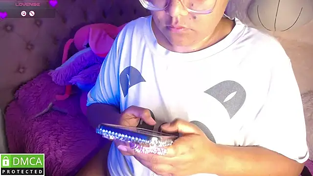 Snapshot of KittyHot20 chatting on November 12, 2025, 7:34 am KittyHot20 online show from November 12, 2025, 7:34 am