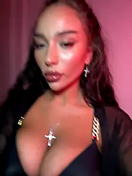 CardiSweetBaby online show from November 26, 2025, 8:09 pm