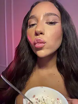 Snapshot of CardiSweetBaby chatting on February 14, 2026, 2:39 pm CardiSweetBaby online show from February 14, 2026, 2:39 pm