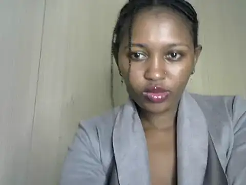 Snapshot of Fancy_kitty chatting on January 30, 2025, 10:51 pm Fancy kitty online show from January 30, 2025, 10:51 pm