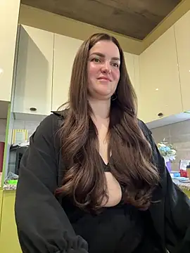 Karolina llove online show from October 25, 2025, 10:14 am