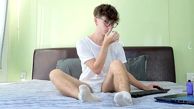 Snapshot of Joseph__Quinn chatting on February 23, 2026, 2:02 am Joseph Quinn online show from February 23, 2026, 2:02 am