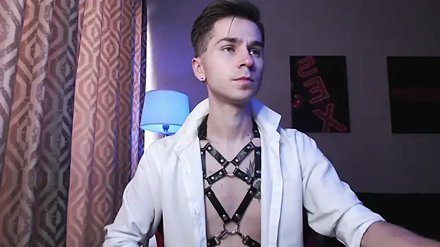 Snapshot of Joseph__Quinn chatting on October 22, 2025, 4:01 am Joseph Quinn online show from October 22, 2025, 4:01 am