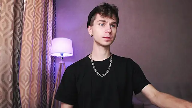 Snapshot of Joseph__Quinn chatting on October 8, 2025, 4:03 am Joseph Quinn online show from October 8, 2025, 4:03 am