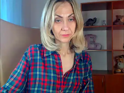 Snapshot of Tanya6547 chatting on November 1, 2025, 9:36 am Tanya6547 online show from November 1, 2025, 9:36 am