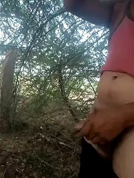 lovesuna online show from September 30, 2025, 1:33 am