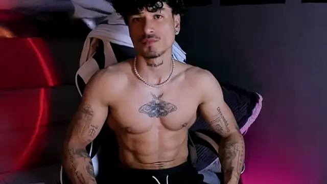 Thomas Fit1 online show from April 3, 2026, 2:40 am